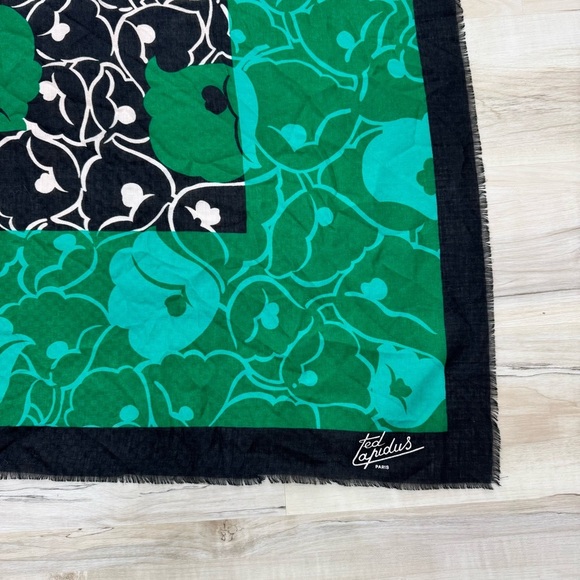 Ted Lapidus Signed Large Floral Print Scarf square Wrap 53x53” - Picture 1 of 3